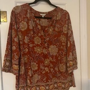 COPY - Lucky brand 1X women’s three-quarter sleeve Flowey fall colored blouse.